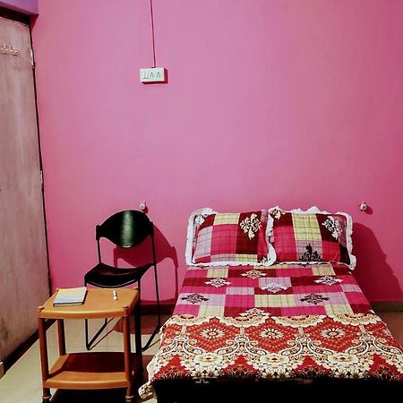 Rang Homestay Garudeshwar Luaran gambar