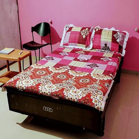 Rang Homestay Garudeshwar Luaran gambar